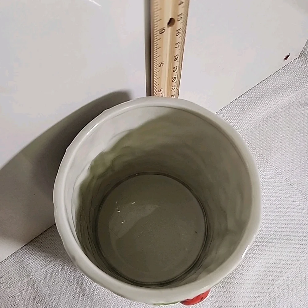 Strawberry Ceramic Canister Set - Picture 13 of 16